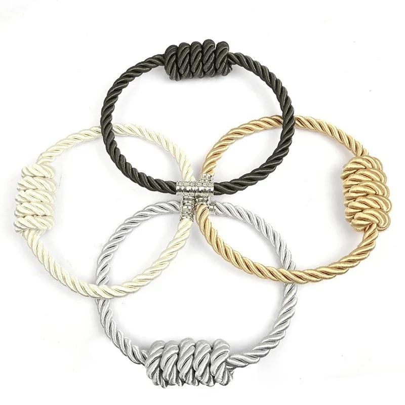 Prendedor de Cortina