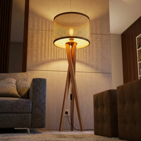 Luminária De Chão Tripé Rattan
